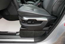 Land Rover Range Rover 4.4i V8 Vogue Automatic AWD 