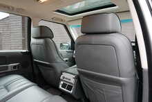 Land Rover Range Rover 4.4i V8 Vogue Automatic AWD 