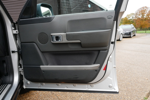 Range Rover 4.4i V8 Vogue Automatic AWD (1 Owner from new.. Totally Original)