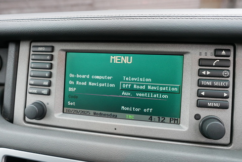 Range Rover 4.4i V8 Vogue Automatic AWD (1 Owner from new.. Totally Original)