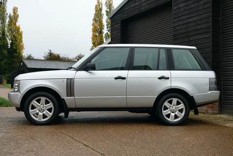 Range Rover 4.4i V8 Vogue Automatic AWD (1 Owner from new.. Totally Original)