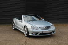 Mercedes-Benz R230 SL500 5.5 V8 Convertible 7G-Tronic Automatic 
