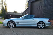 Mercedes-Benz R230 SL500 5.5 V8 Convertible 7G-Tronic Automatic 