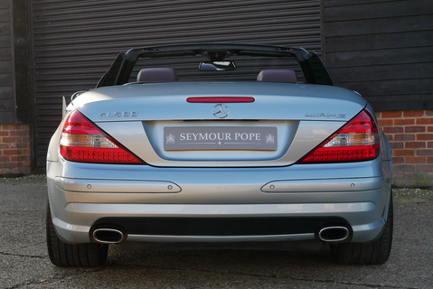Mercedes R230 SL500 5.5 V8 Convertible Automatic (AMG Sports Package)