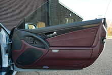 Mercedes-Benz R230 SL500 5.5 V8 Convertible 7G-Tronic Automatic 