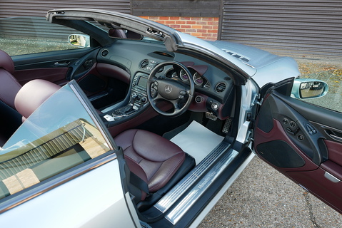Mercedes R230 SL500 5.5 V8 Convertible Automatic (AMG Sports Package)