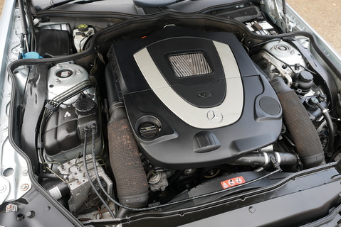 Mercedes R230 SL500 5.5 V8 Convertible Automatic (AMG Sports Package)