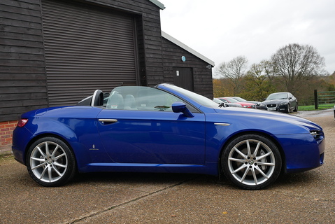 Alfa Romeo Spider JTS 3.2 V6 24V Convertible 6 Speed Manual (Stunning Cherished Example)