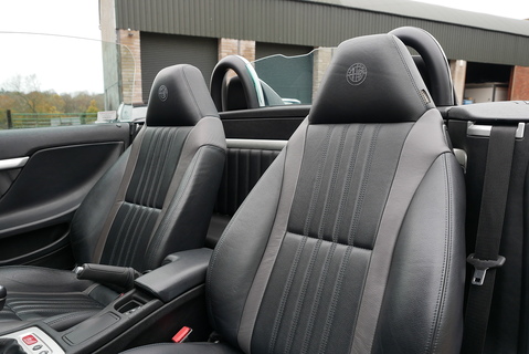 Alfa Romeo Spider JTS 3.2 V6 24V Convertible 6 Speed Manual (Stunning Cherished Example)