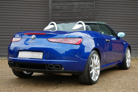Alfa Romeo Spider JTS 3.2 V6 24V Convertible 6 Speed Manual (Stunning Cherished Example)