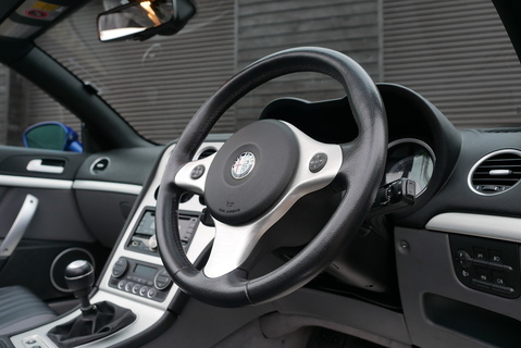 Alfa Romeo Spider JTS 3.2 V6 24V Convertible 6 Speed Manual (Stunning Cherished Example)