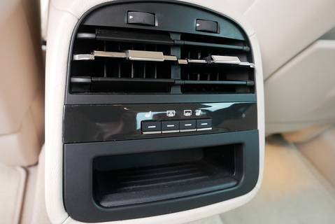 Maserati Quattroporte 3.0i V6 S Saloon 8-Speed ZF Automatic (Stunning Low Mileage Example)