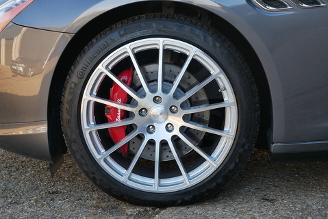 Maserati Quattroporte 3.0i V6 S Saloon 8-Speed ZF Automatic (Stunning Low Mileage Example)