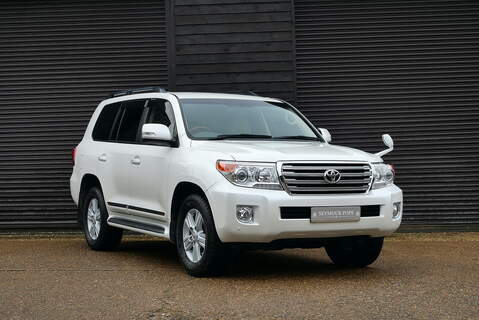 4.6 V8 AX 7 Seats Automatic Petrol