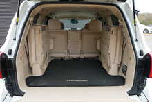 Toyota Land Cruiser Amazon 4.6 V8 AX 7 Seats AWD 