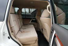 Toyota Land Cruiser Amazon 4.6 V8 AX 7 Seats AWD 