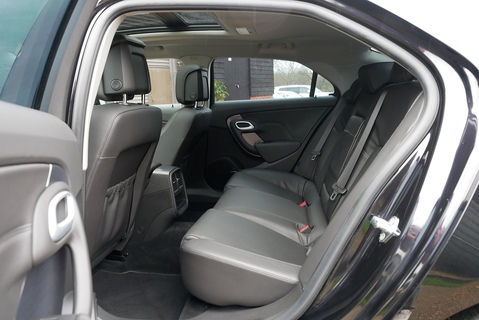 Aero Xwd Saloon 2.8 Automatic Petrol