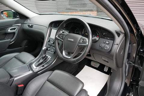 Aero Xwd Saloon 2.8 Automatic Petrol