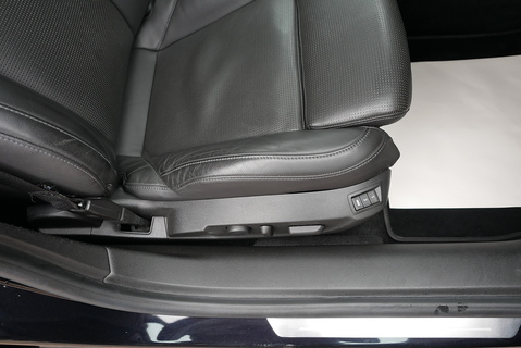 Aero Xwd Saloon 2.8 Automatic Petrol