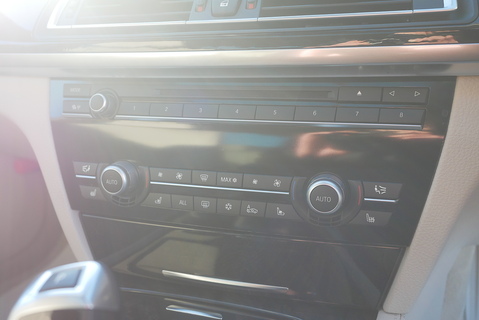 740i Limited Edition Summit  Saloon 3.0 Automatic Petrol