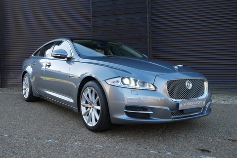 V8 Premium Luxury Saloon 5.0 Automatic Petrol