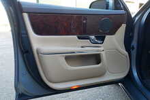 Jaguar Xj V8 Premium Luxury 