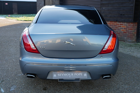 V8 Premium Luxury Saloon 5.0 Automatic Petrol