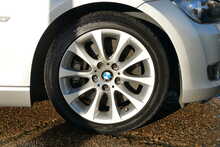 BMW 3 Series 335i SE 