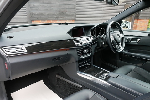 E250 AMG SPORT ESTATE Estate 2000 Automatic Petrol