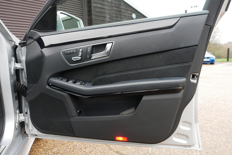 E250 AMG SPORT ESTATE Estate 2000 Automatic Petrol