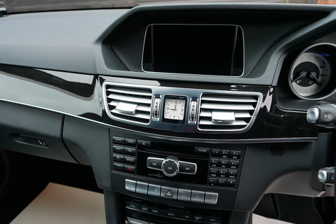 E250 AMG SPORT ESTATE Estate 2000 Automatic Petrol