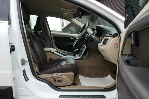 T6 POLESTAR SE LUX AWD Estate 3.0 Automatic Petrol