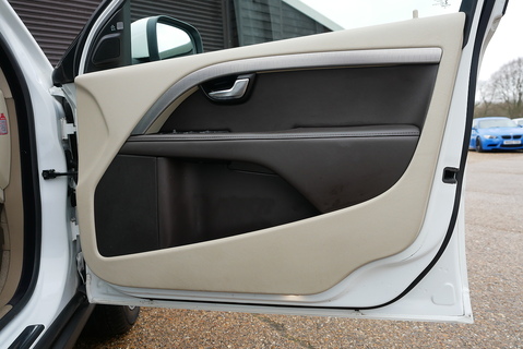 T6 POLESTAR SE LUX AWD Estate 3.0 Automatic Petrol