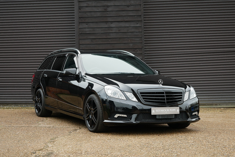 2010 E CLASS E350 SPORT AMG 7 G TRONIC ESTATE TRULY IMMACULATE EXAMPLE. HIGH SPECIFICATION.... photo