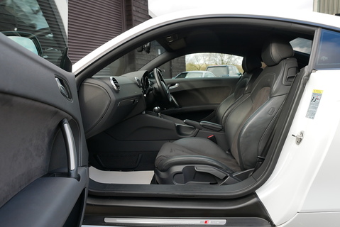 Audi TT 1.8i TFSI Coupe S-Tronic Automatic (Stunning Cherished Example)