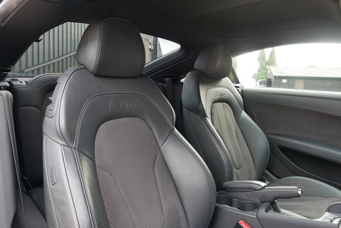 Audi TT 1.8i TFSI Coupe S-Tronic Automatic (Stunning Cherished Example)