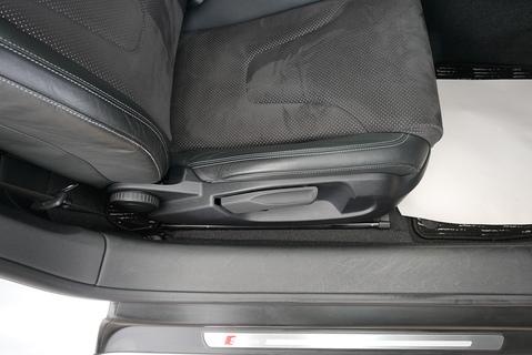 Audi TT 1.8i TFSI Coupe S-Tronic Automatic (Stunning Cherished Example)