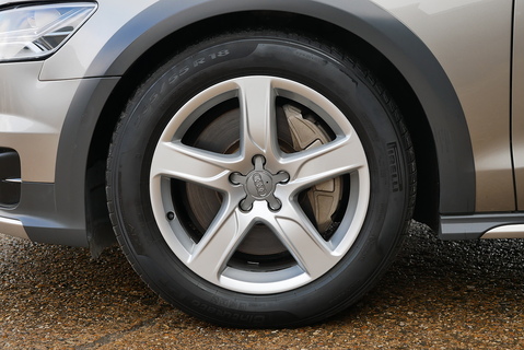 Allroad 3.0 TFSI Quattro Estate 3.0 Automatic Petrol