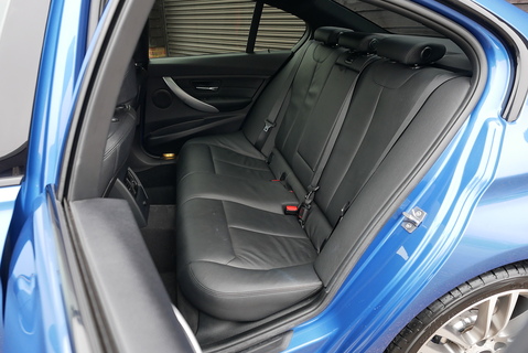 3.0 330d M Sport Saloon 4dr Diesel Auto xDrive Euro 5 (s/s) (258 ps)