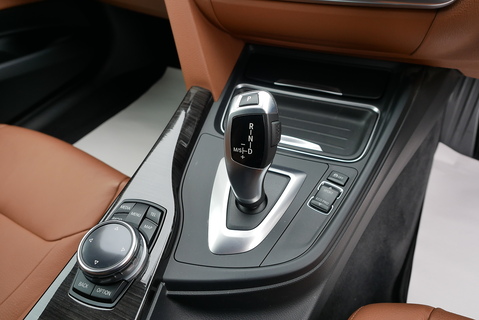 320I Luxury Gran Turismo Hatchback 2.0 Automatic Petrol