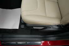 Volvo XC60 D4 SE LUX Nav AWD 6 Speed Manual 