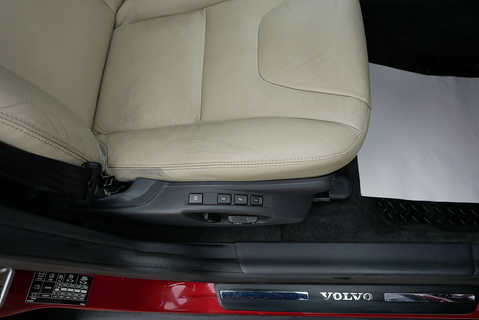 Volvo XC60 2.4 D4 SE LUX Nav Manual AWD (High Spec 1 Owner Example)