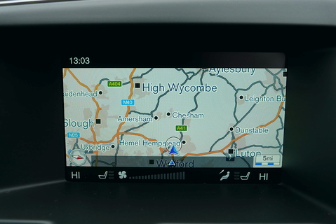 Volvo XC60 2.4 D4 SE LUX Nav Manual AWD (High Spec 1 Owner Example)