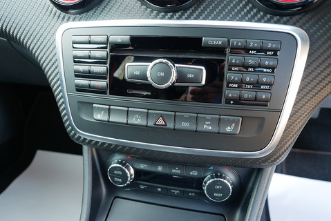 A250 SPORT 4Matic AMG Line Hatchback 2.0 Automatic Petrol