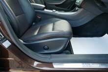 Mercedes-Benz A-Class A250 SPORT 4Matic AMG Line 
