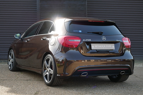 A250 SPORT 4Matic AMG Line Hatchback 2.0 Automatic Petrol