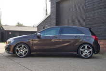 Mercedes-Benz A-Class A250 SPORT 4Matic AMG Line 