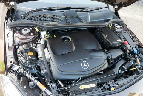 A250 SPORT 4Matic AMG Line Hatchback 2.0 Automatic Petrol