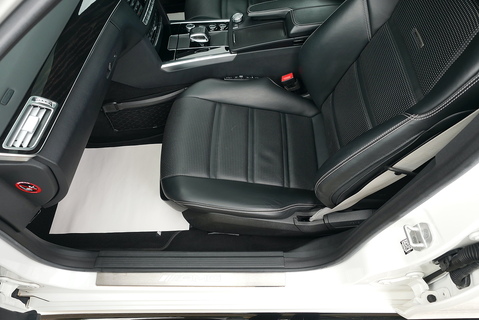 Mercedes-Benz E63 AMG S 5.5 V8 BiTurbo Saloon MCT Automatic (Pan Roof, Ceramic Brakes, Comfort and Dynamic Seats +++)