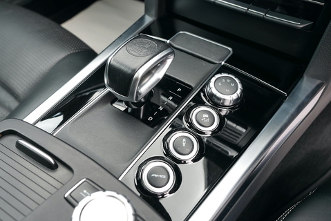 Mercedes-Benz E63 AMG S 5.5 V8 BiTurbo Saloon MCT Automatic (Pan Roof, Ceramic Brakes, Comfort and Dynamic Seats +++)
